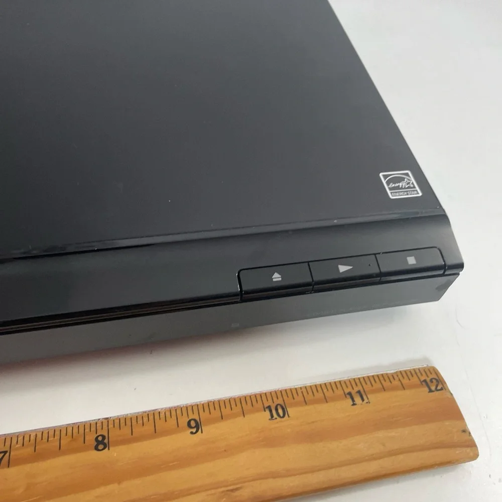 Sony DVD CD player Compact Model DVP-SR200P